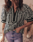Geometric Scallop Trim Patchwork Puff Sleeve Blouse