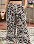 Plus Size Leopard Reverse Seam Patch Pocket Pants