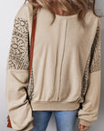 Rheaissa Seam Ribbed Trim Sweatshirt