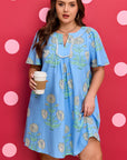 Plus Size Floral Stripe Contrast Short Sleeve Mini Dress