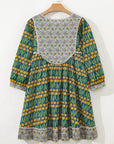Plus Size Floral Stripe Trim 3/4 Sleeve Mini Dress
