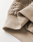 Rheaissa Seam Ribbed Trim Sweatshirt