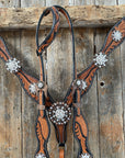 Leaf Scalloped Clear One Ear & Breastcollar