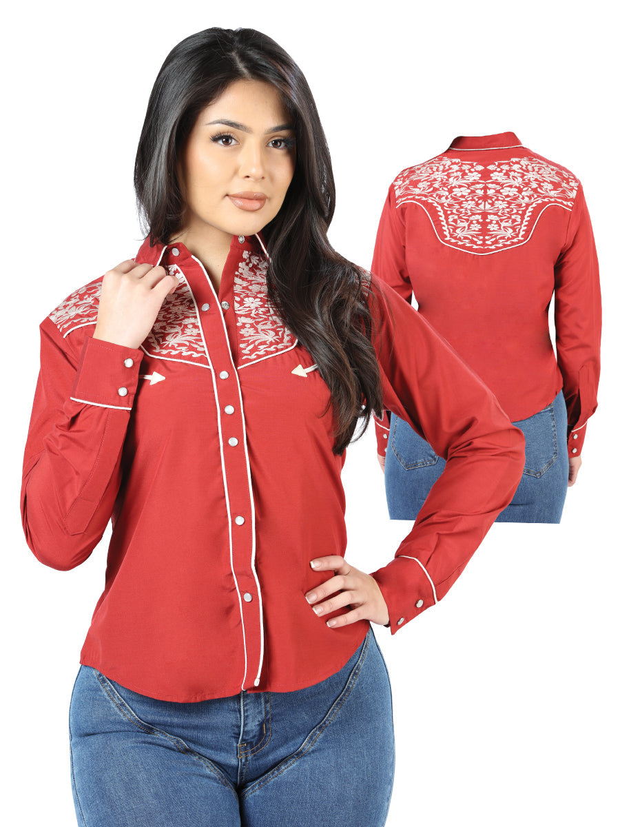 Women's western boutique clothing — embroidered blouses, boots & accessories at Everest Ranch