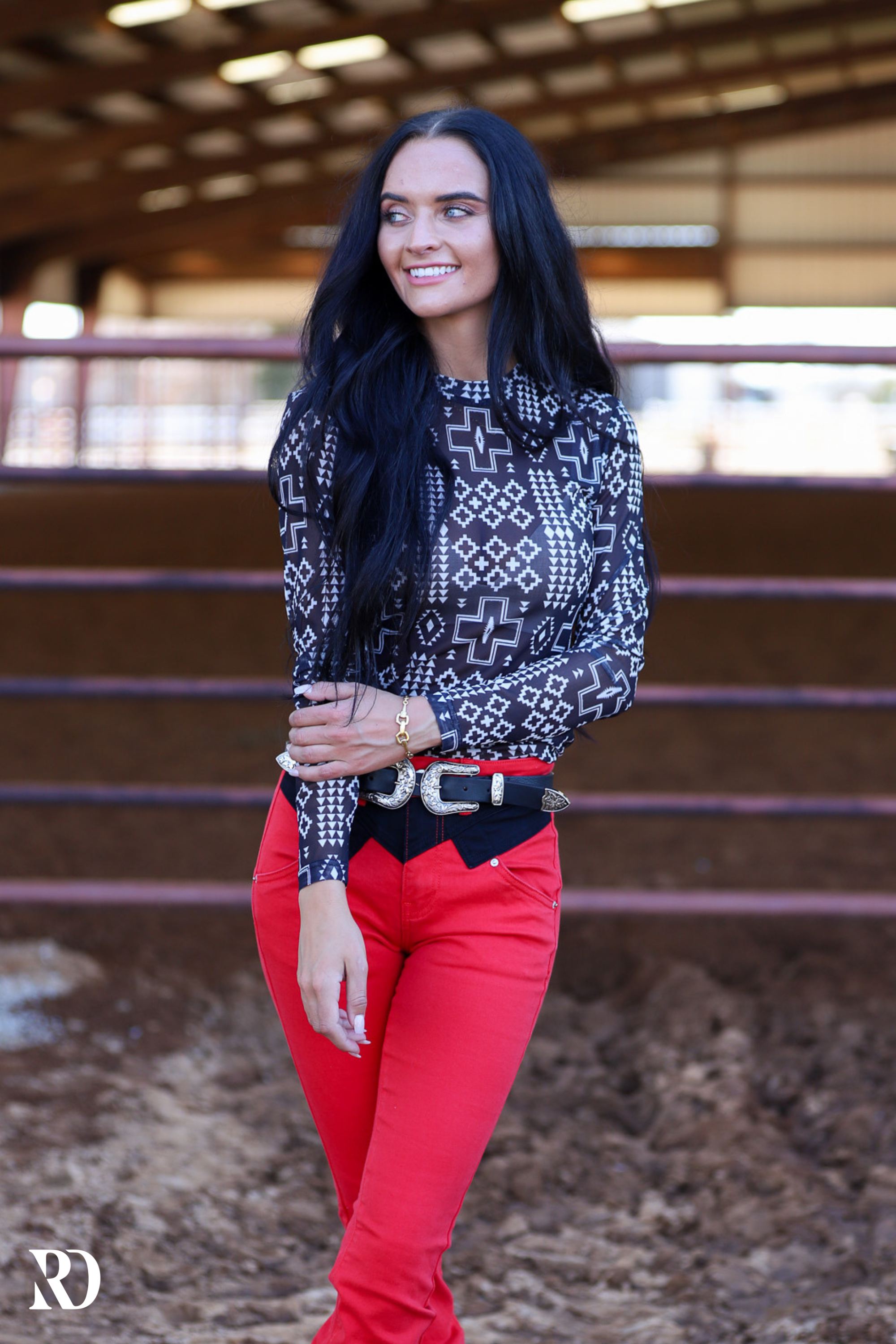 BLACK AND WHITE AZTEC MESH LAYERING TOP
