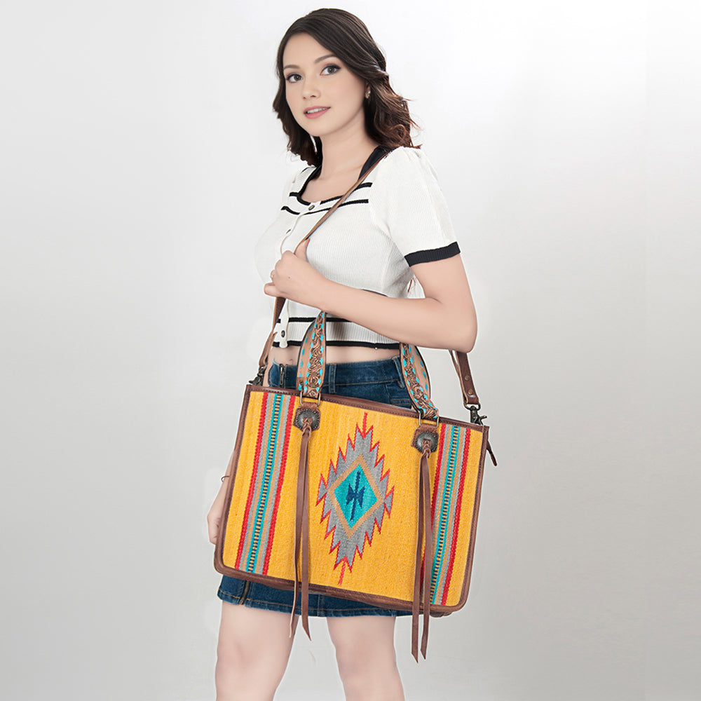 American Darling ADBG1033A Tote Saddle Blanket Genuine Leather women bag western handbag purse