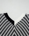 Chevron Contrast V-Neck Sleeveless Sweater Top