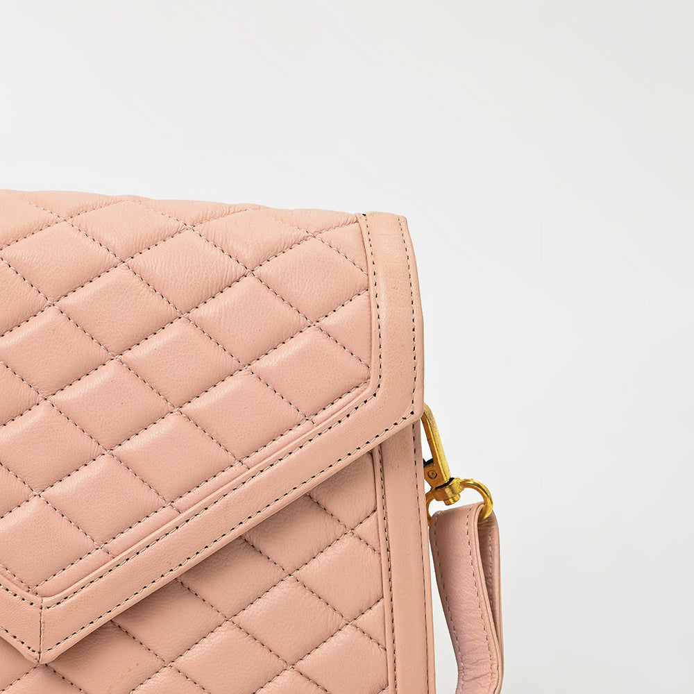 Never Mind Genuine Leather Crossbody Bag Women Quilted Envelope Flap Shoulder Purse Adjustable Strap Stylish Everyday Handbag