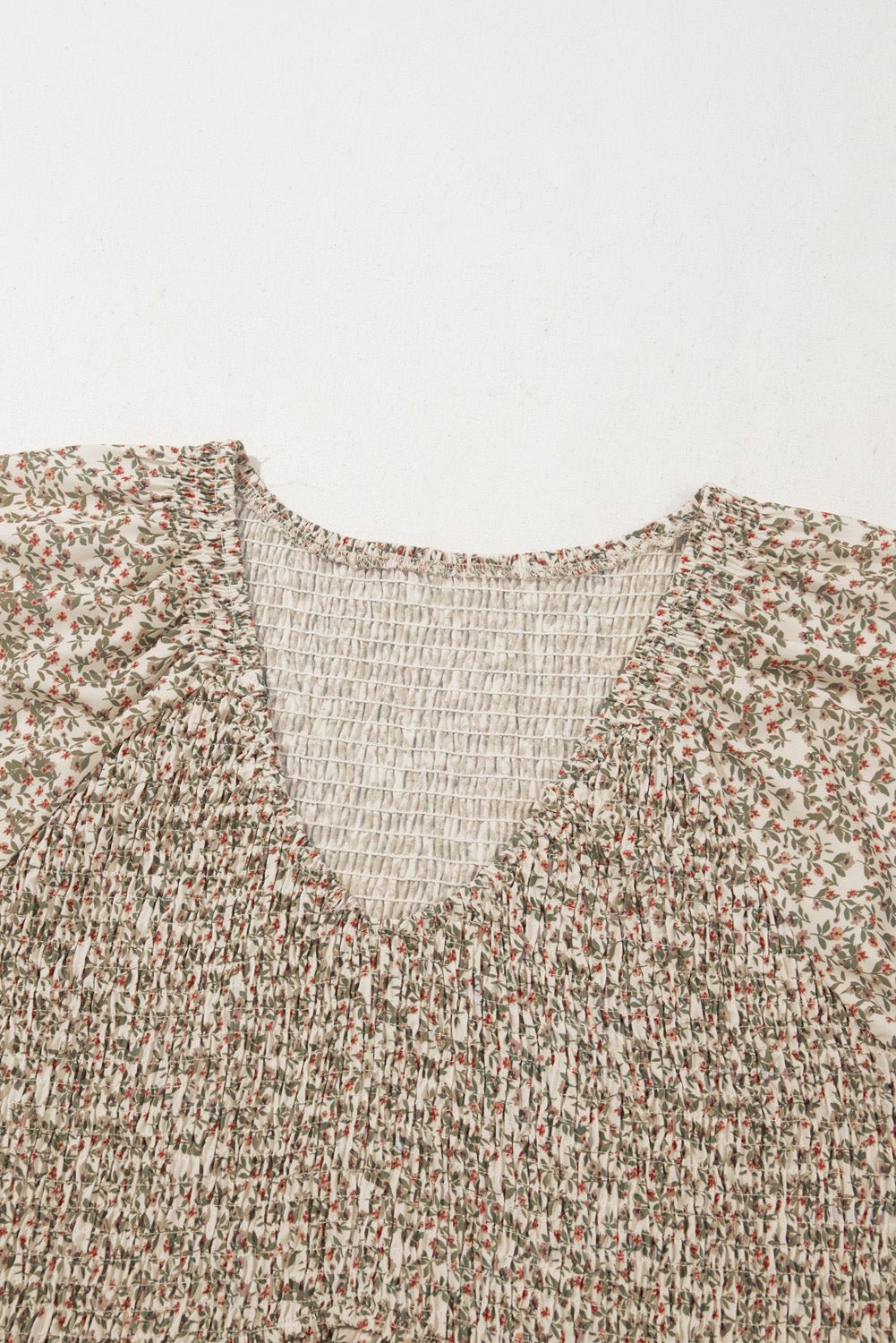 Floral Puff Sleeve Smocked V-Neck Top