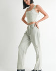 VEST WITH HOOK AND EYE FRONT CLOSURE
