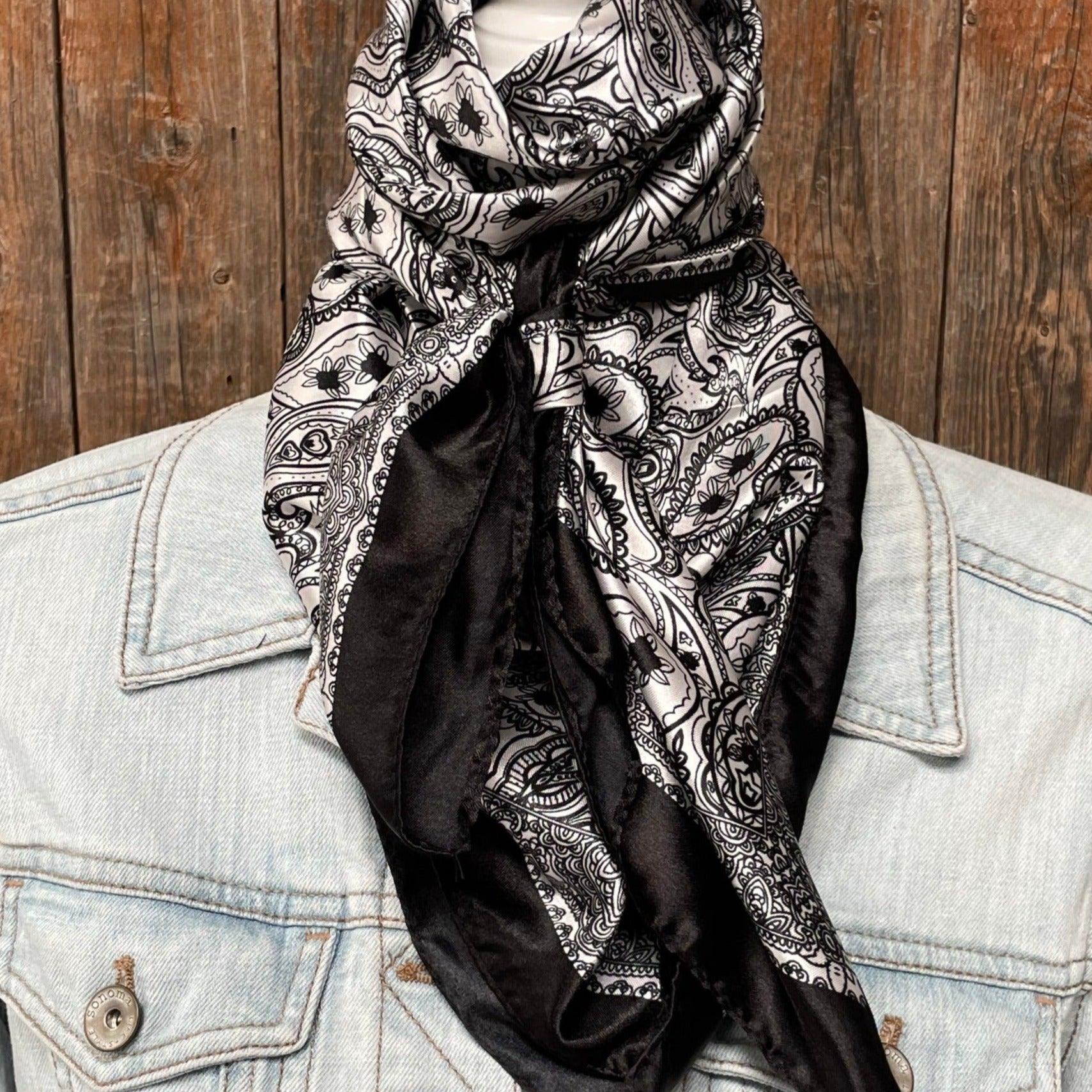 35X35"  Black &amp; White Paisley Wild Rag / Scarf WR3401