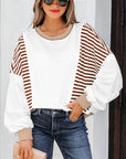 Zyla Contrast Stitching Oversize Sweatshirt