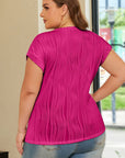 Plus Size Solid Wavy Textured Short Sleeve Tee