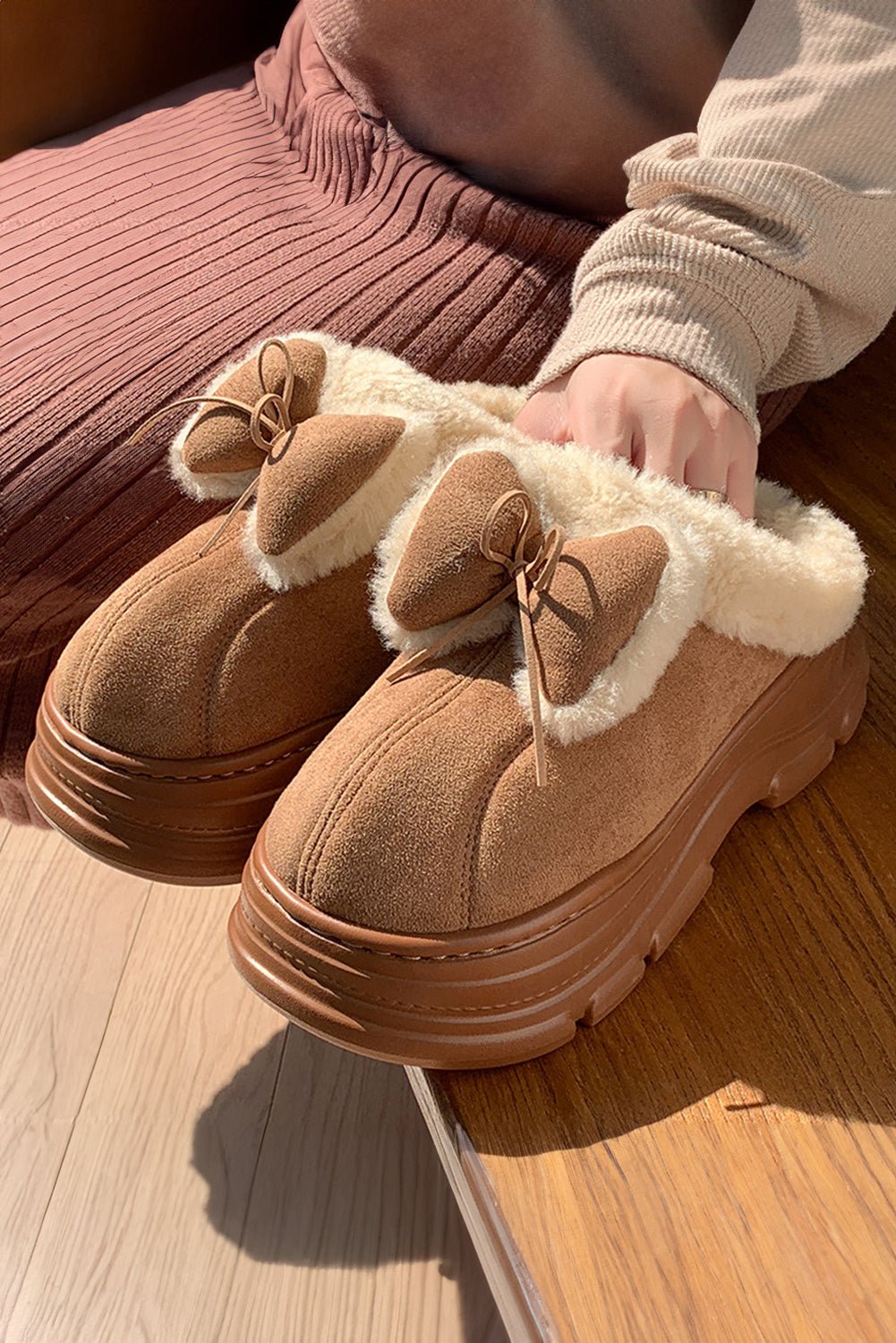 Brynlee Bow Decor Clog Slippers