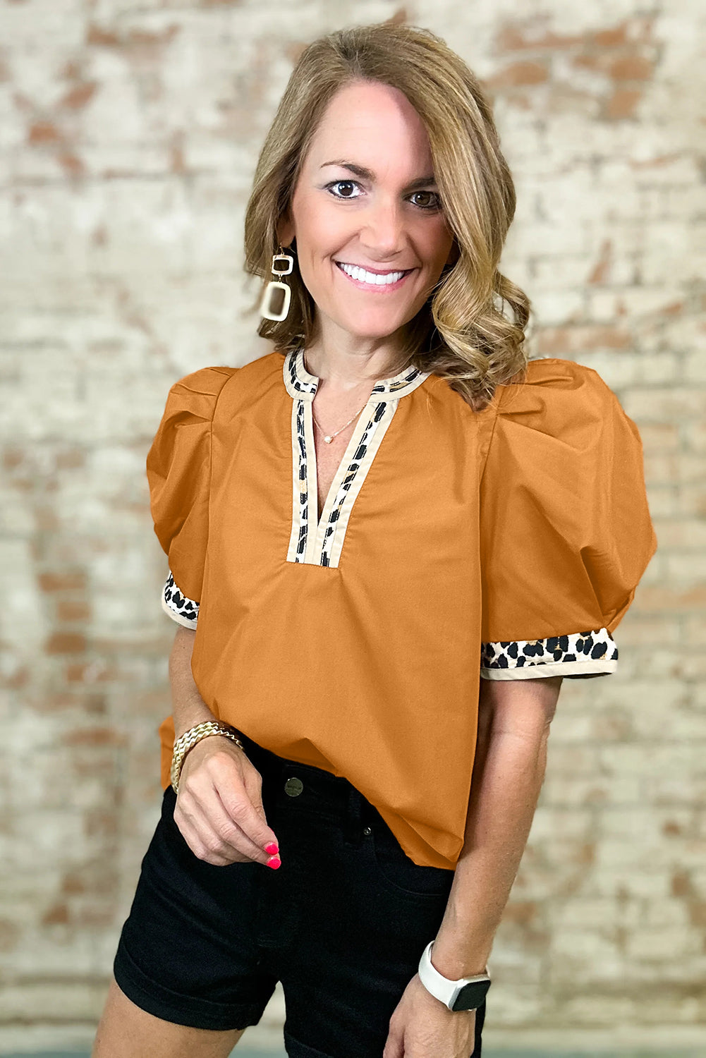 Leopard Contrast Trim Split Neck Puff Sleeve Blouse