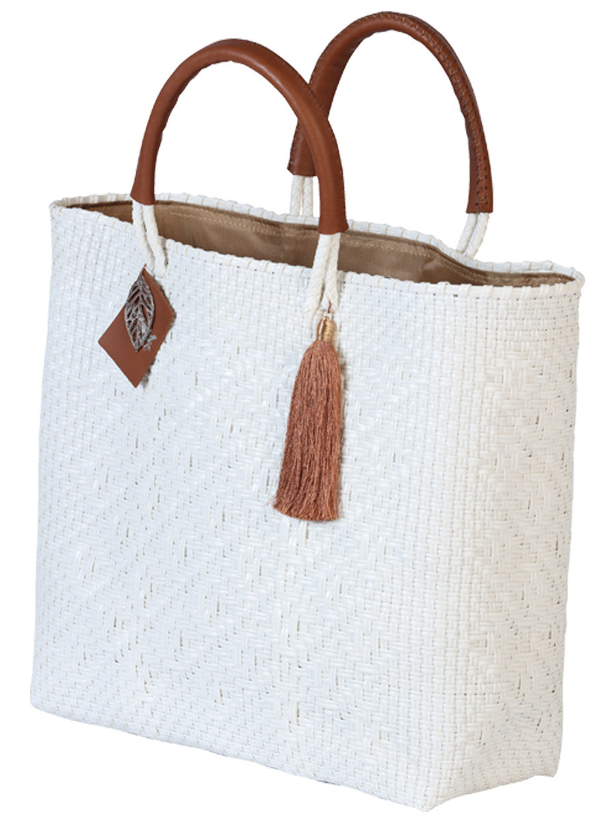 Artisanal Handbag 100% Polyethylene in White
