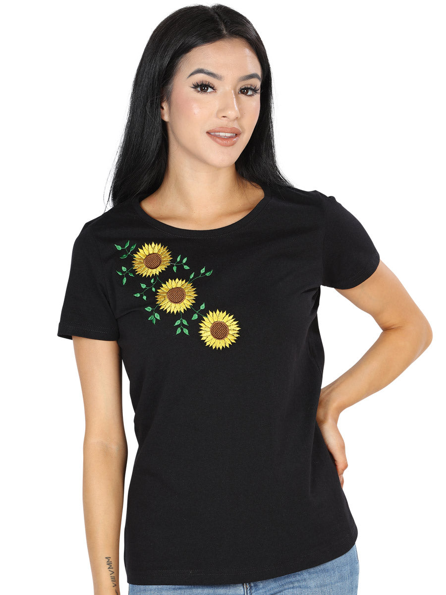 Artisanal Embroidered T Shirt in Black
