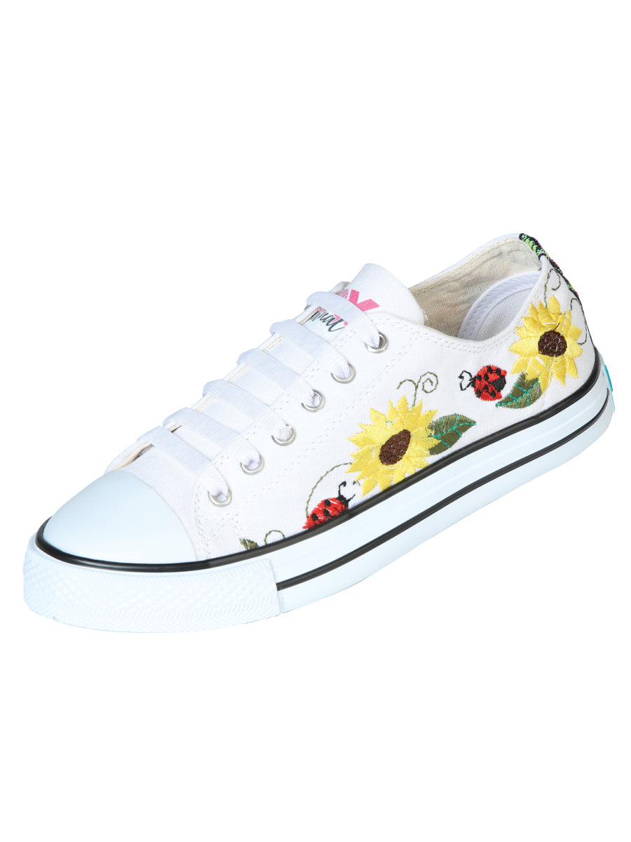 Artisanal Embroidered Sneakers Textile Canvas in White