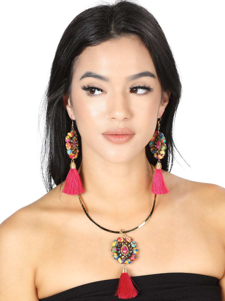 Artisanal Set Earrings-Necklace — Palm-Silk Thread in Fuchsia