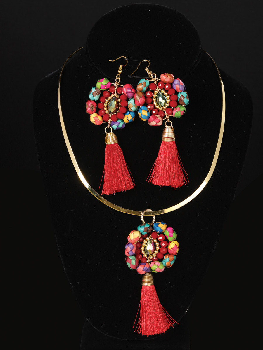Artisanal Set Earrings-Necklace — Palm-Silk Thread in Red