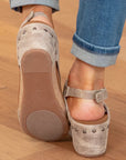 Adhara Stitching Studded Wedge Sandals