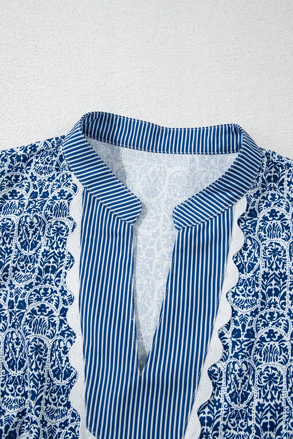 Floral Stripe Contrast Ric-Rac Puff Sleeve Top