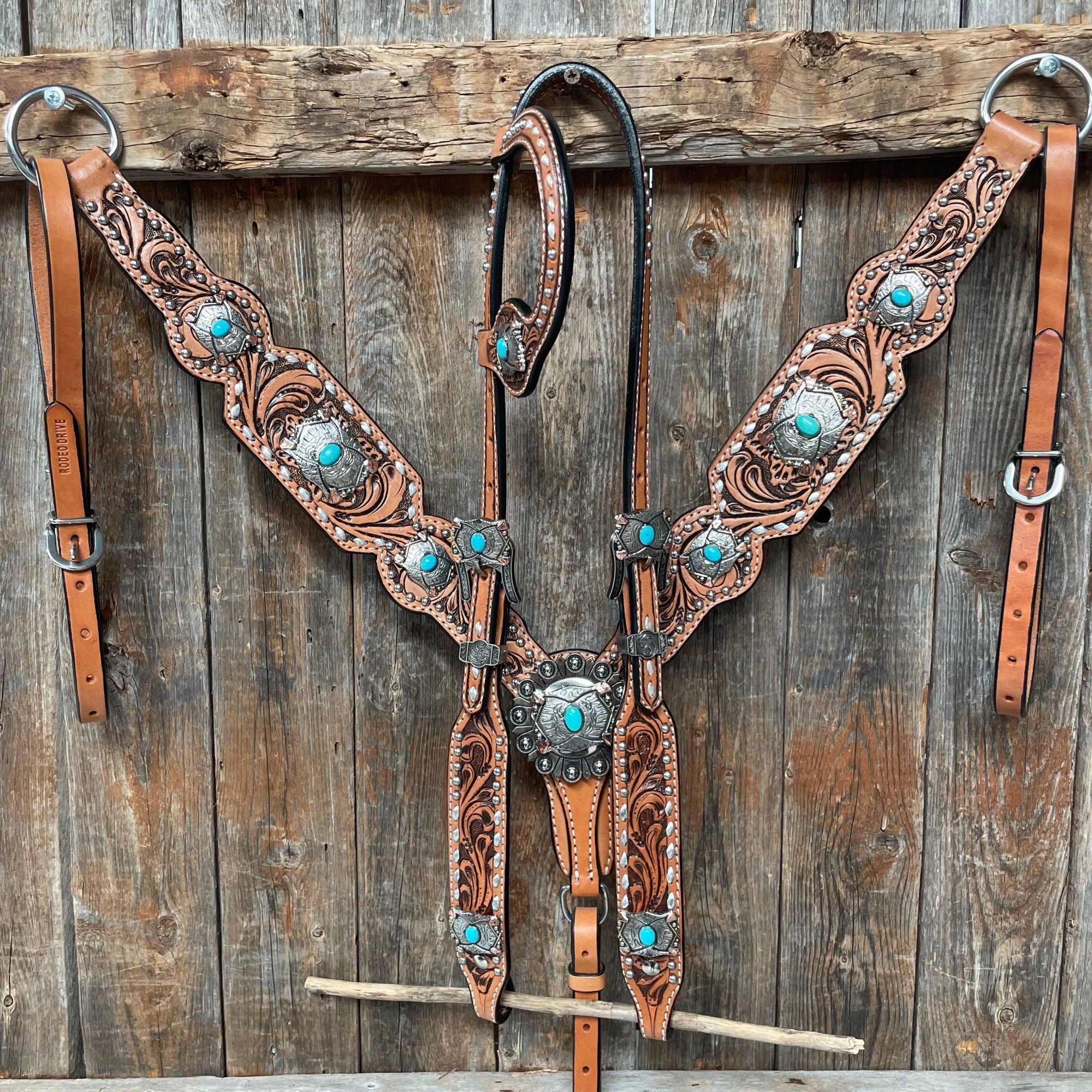 Silver Buckstitch with Turquoise Browband / One Ear / Breastcollar Tack Set 