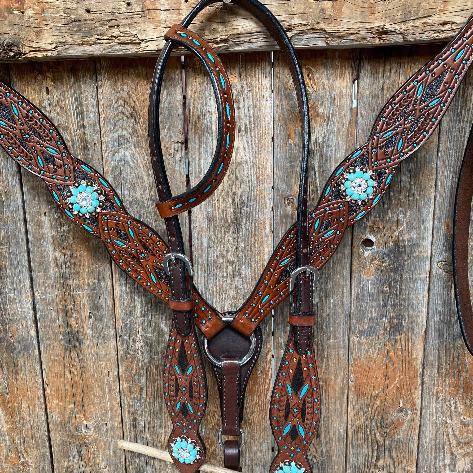 Hand Painted Two Tone Clear/Turquoise Browband / One Ear / Breastcollar Tack Set 