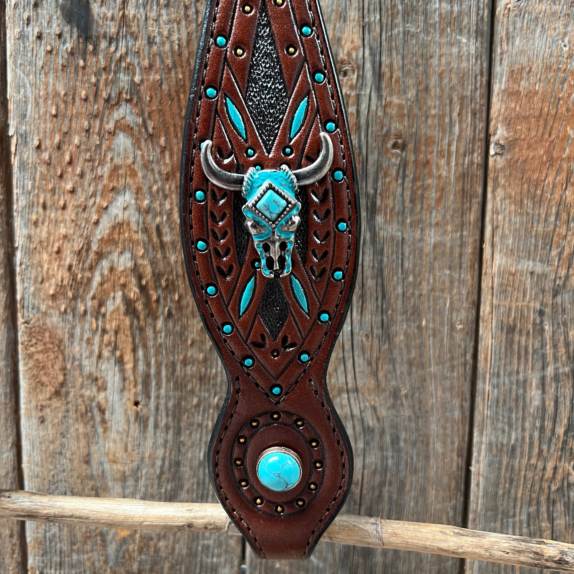 Dark Oil Hand Painted Steer Head and Turquoise Browband/One Ear and Breastcollar Tack Set 