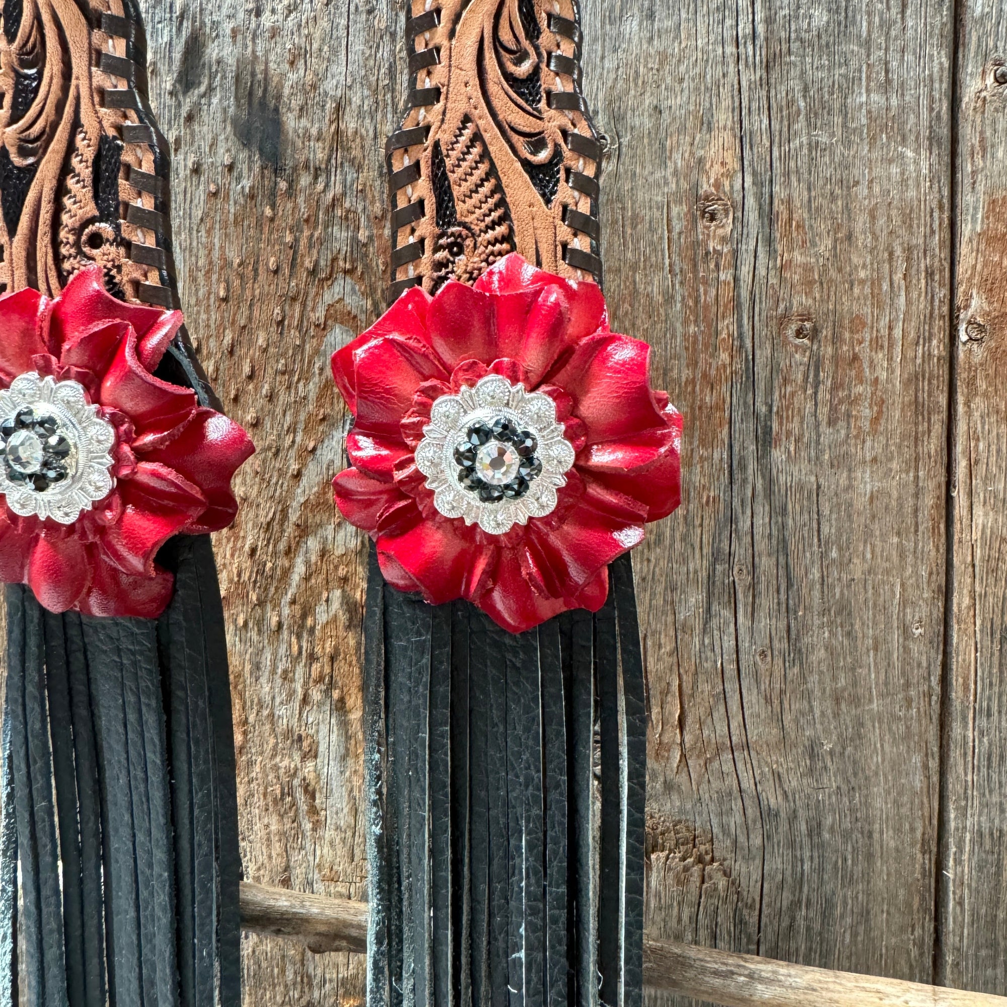 Floral Whipstitch Black and Red Browband / One Ear - Triangle / Gladiator Breastcollar Tack Set 