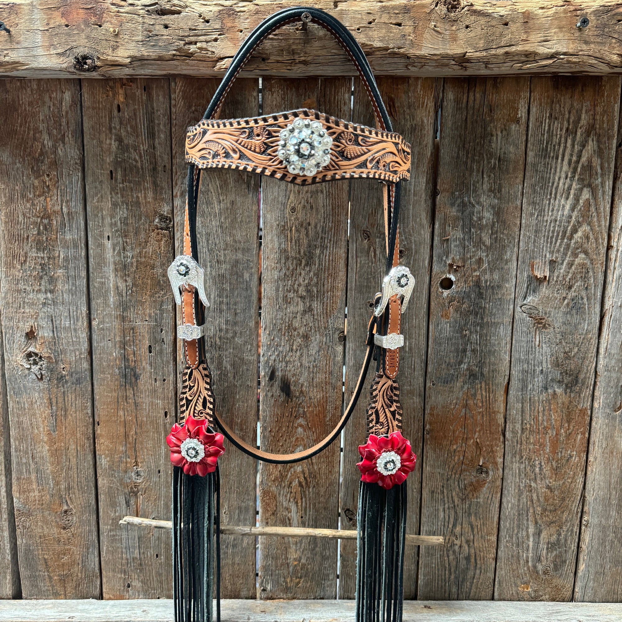 Floral Whipstitch Black and Red Browband / One Ear - Triangle / Gladiator Breastcollar Tack Set 