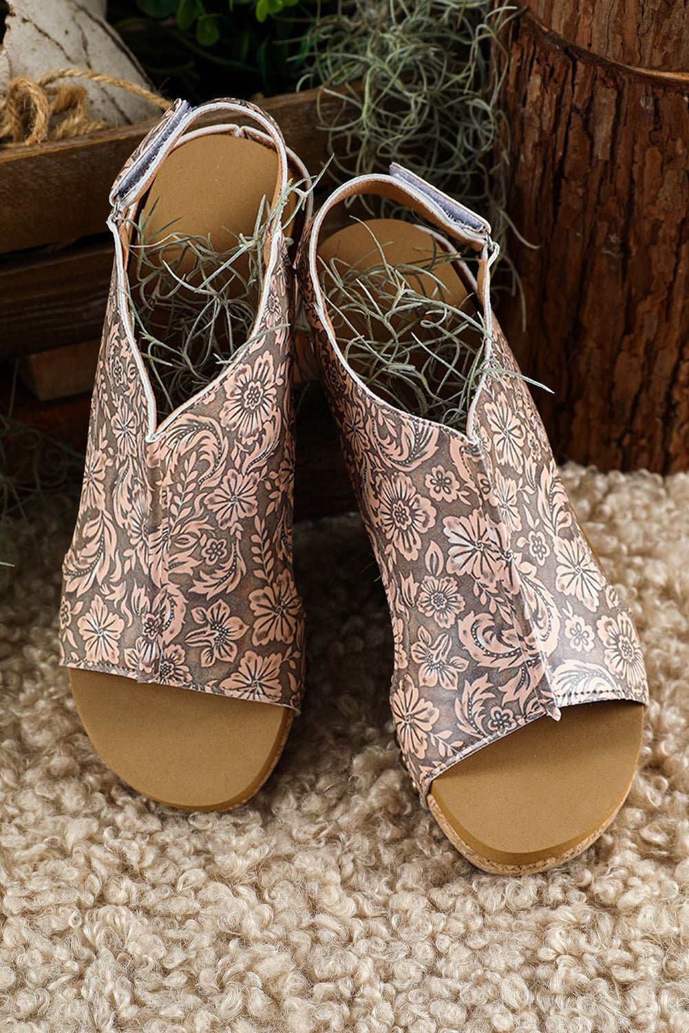 Vintage Floral Hollowed Platform Sandals