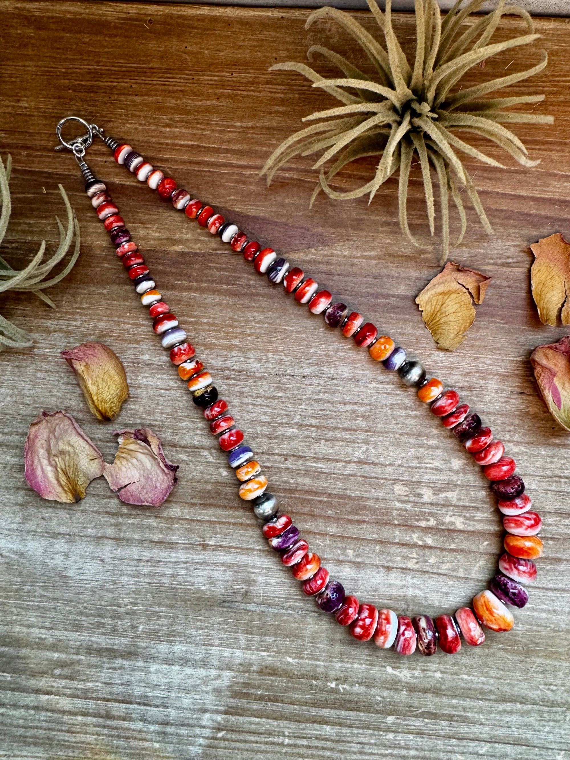 BE BOLD - 22-Inch Spiny Oyster &amp; Wampum Statement Necklace with Sterling Silver Pearls