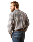 Ariat Wrinkle Free Vahn Classic