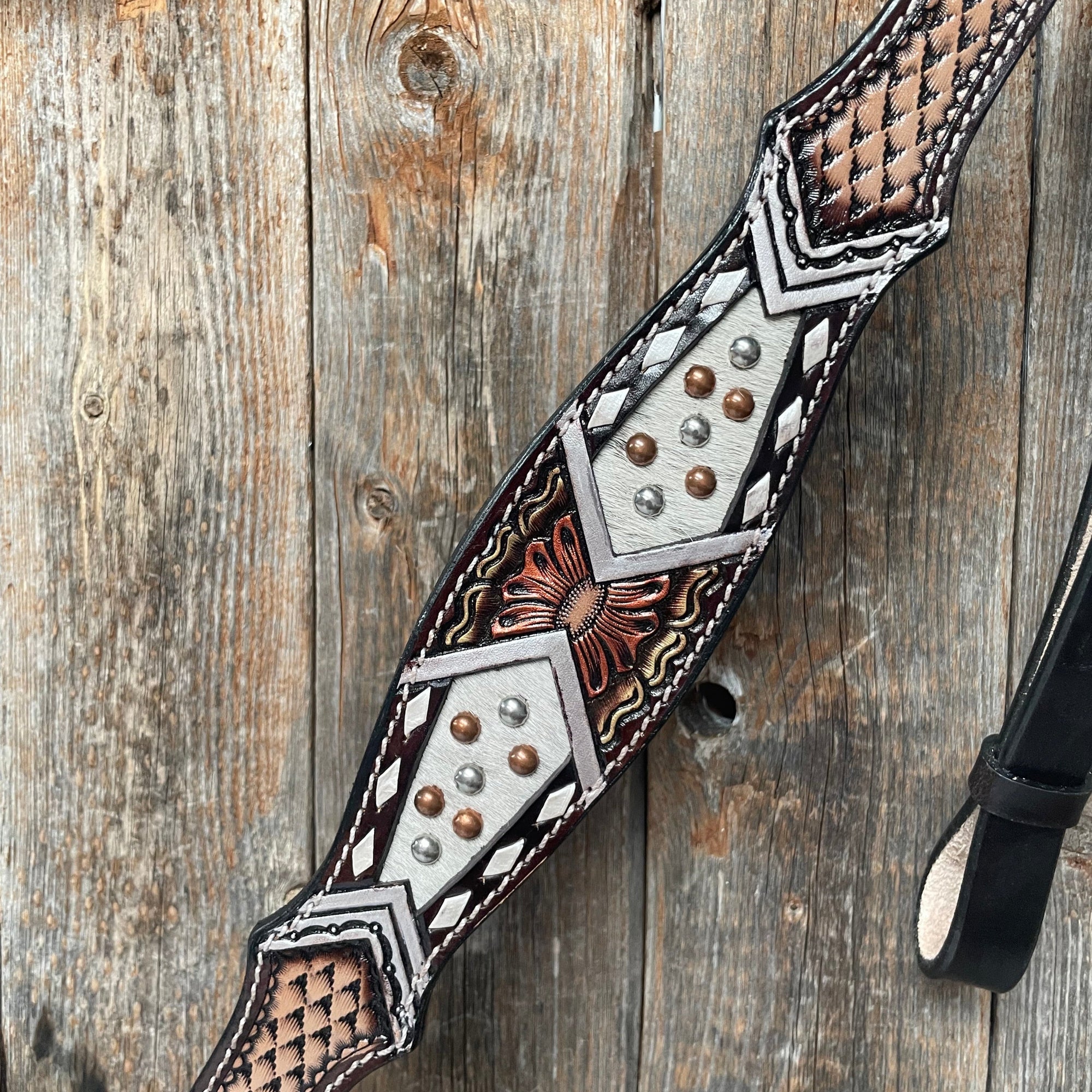 Dark Oil Cowhide Breastcollar 