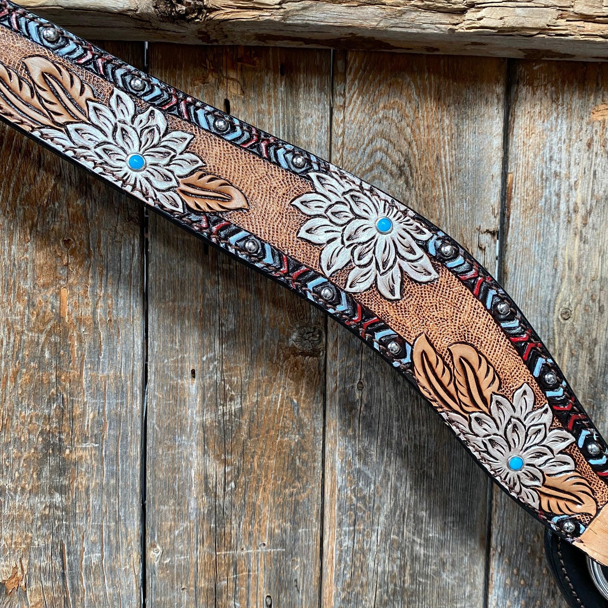 Two Tone Hand Painted Flower Breastcollar 