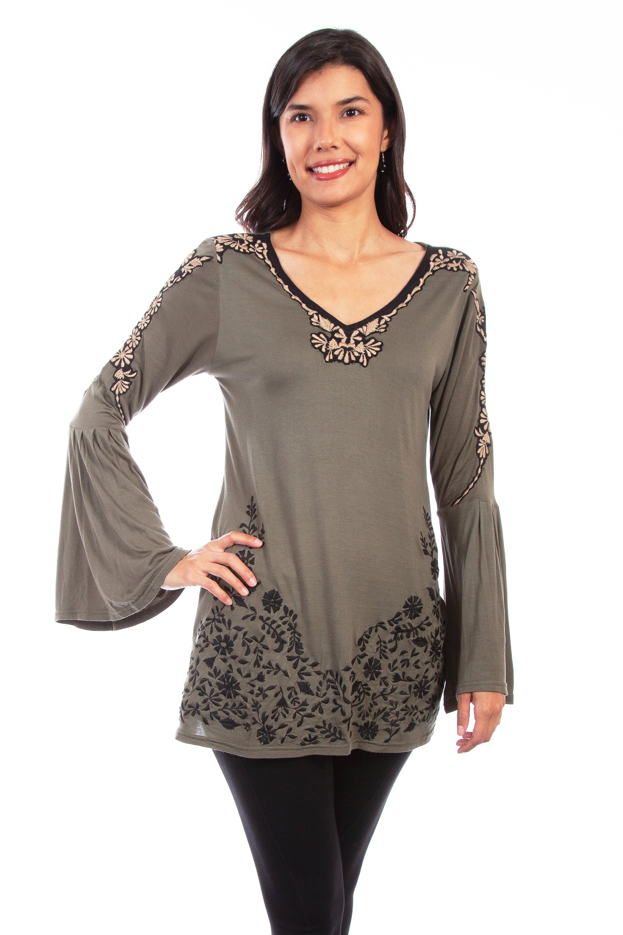 Applique Emb. V-neck Tunic Bell Slv - HC626