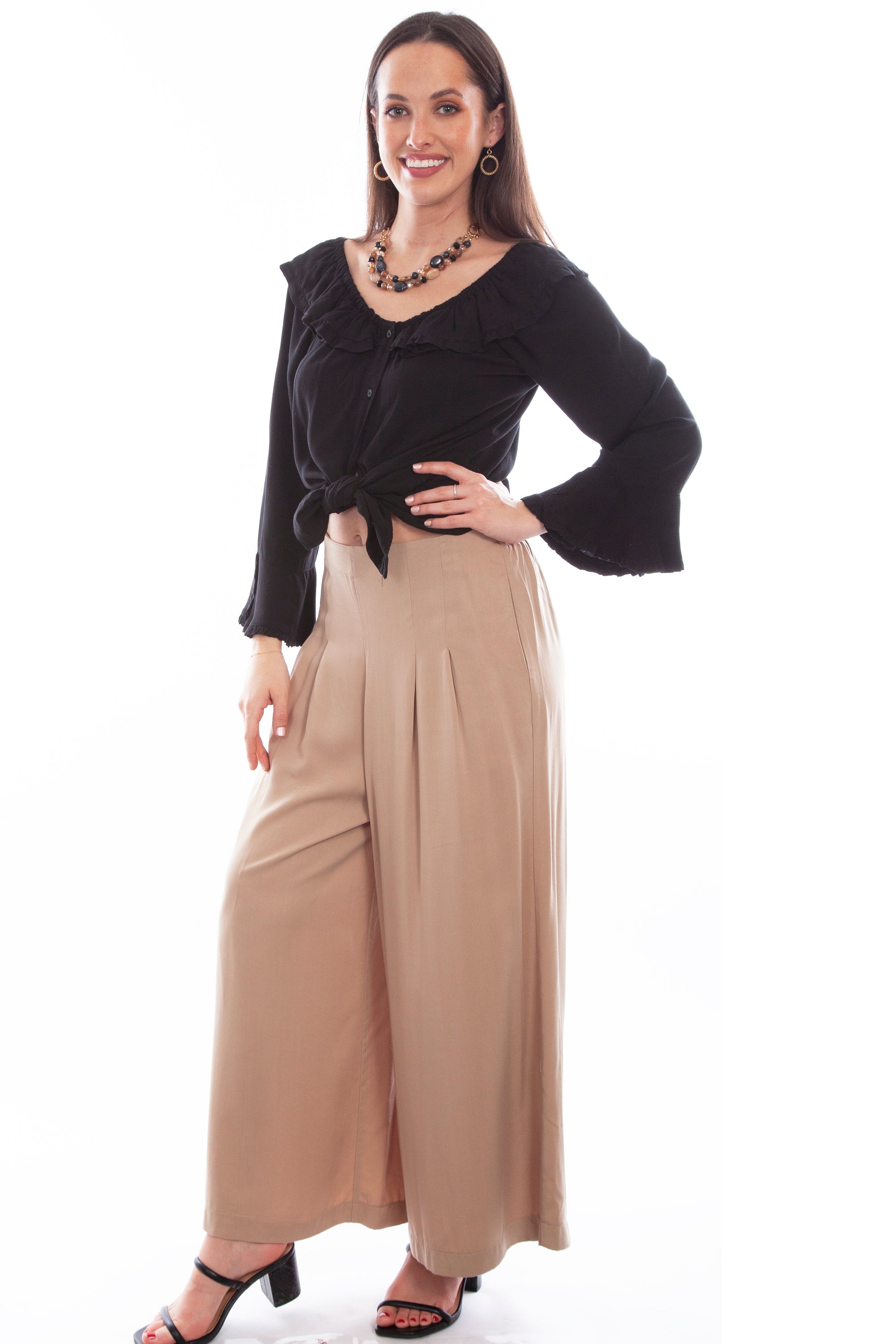 Gaucho W/side Pockets - HC677