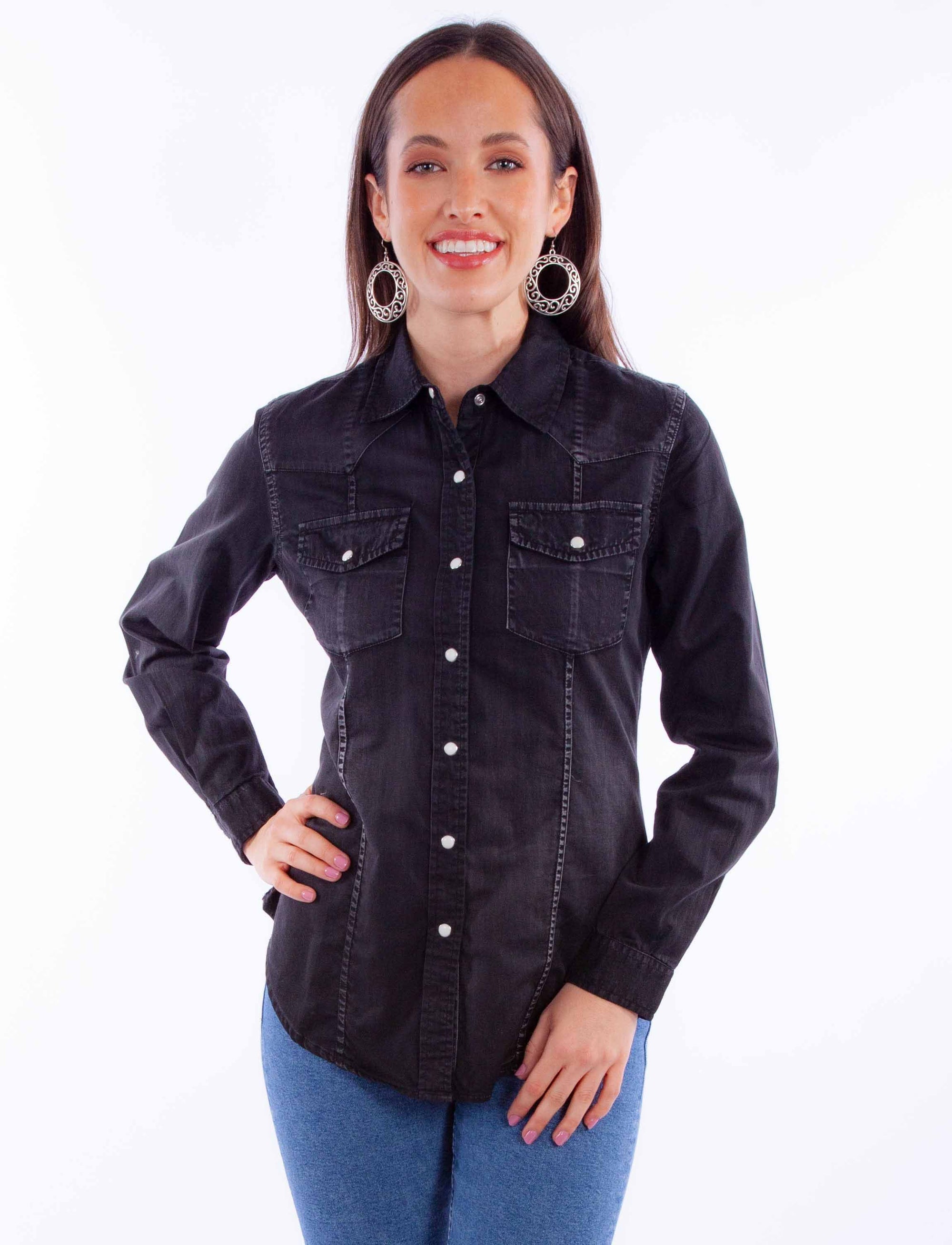Snap Front Western Style Cotton Shirt With Classic Detailing Durable Everyday Comfort
