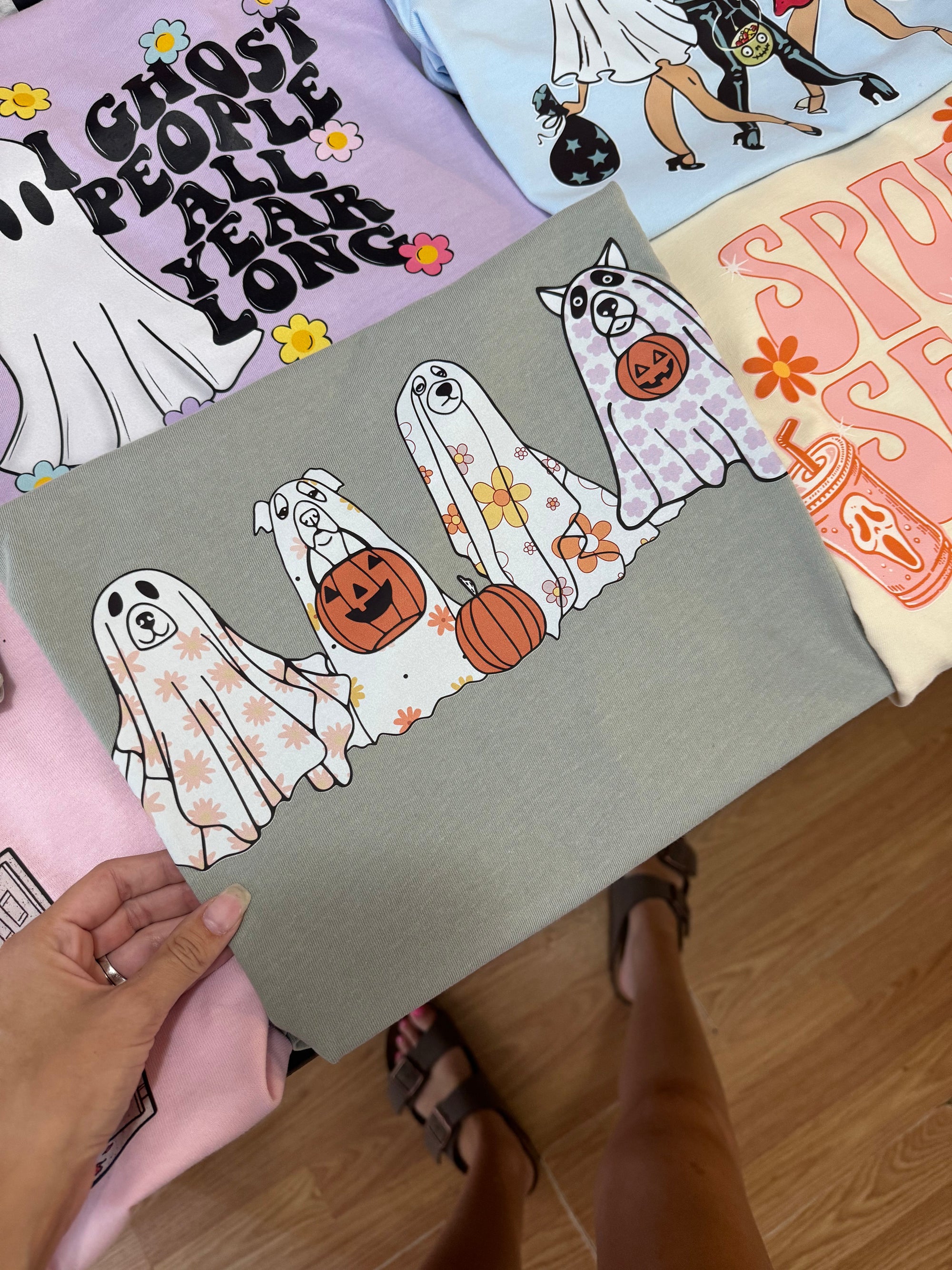 Floral ghost dogs tee &amp; sweatshirt