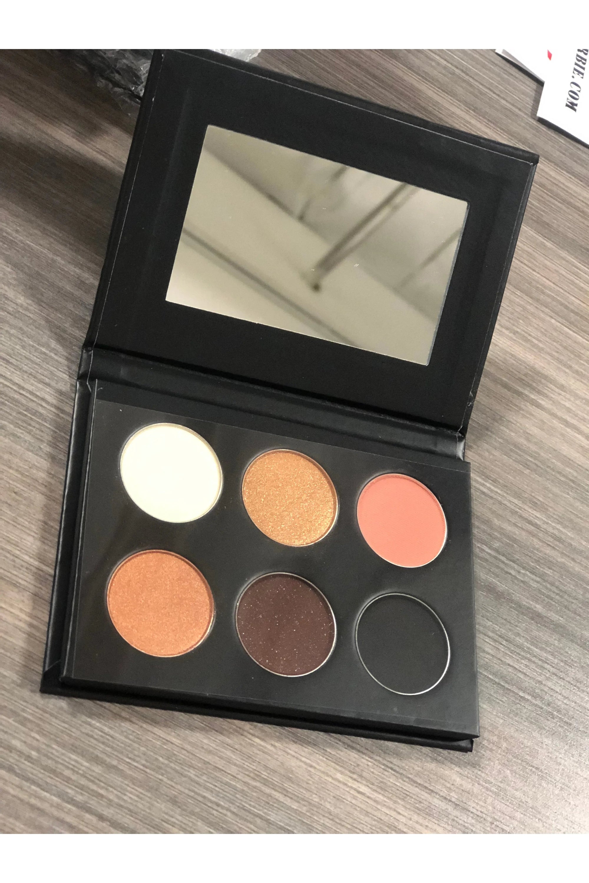 Eye Shadow Palettes -clearance