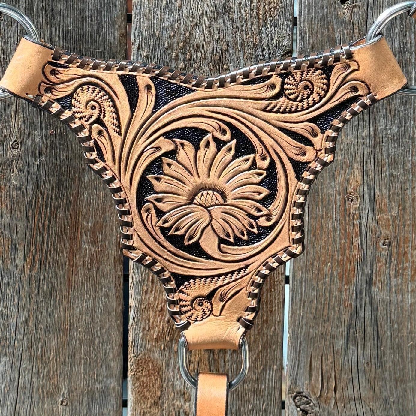 Light Oil Floral Whipstitch Triangle / Gladiator Breastcollar 