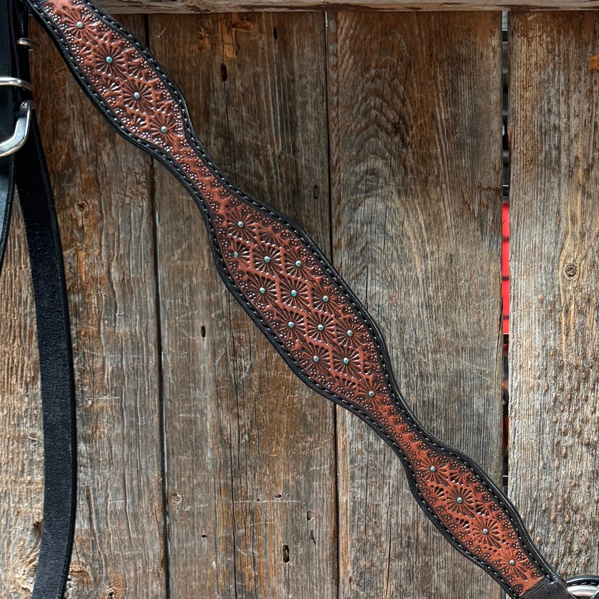 Teal Diamond Scalloped Breastcollar 