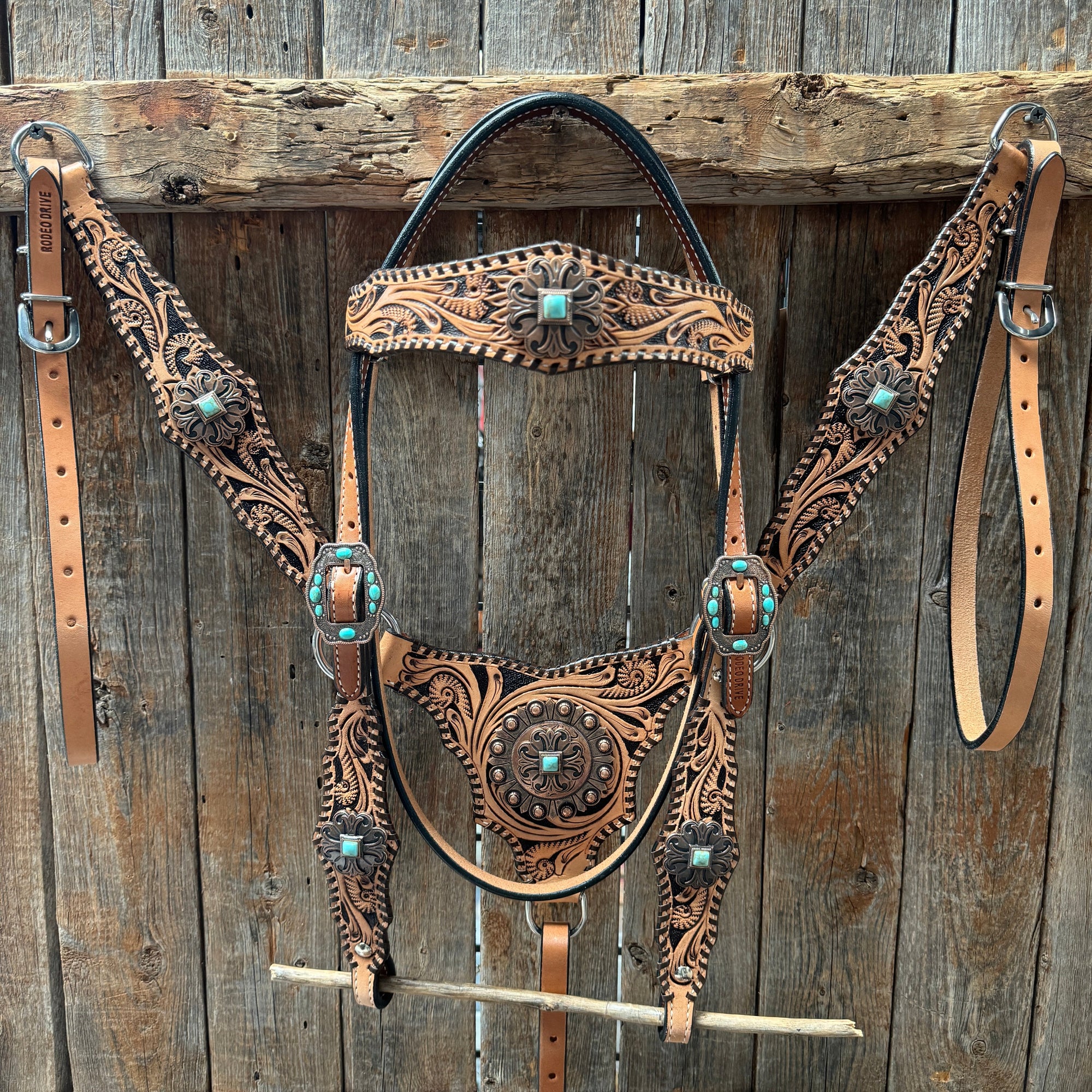 Light Oil Floral Whipstitch and Turquoise Browband/ One Ear Triangle / Gladiator Breastcollar Tack Set 