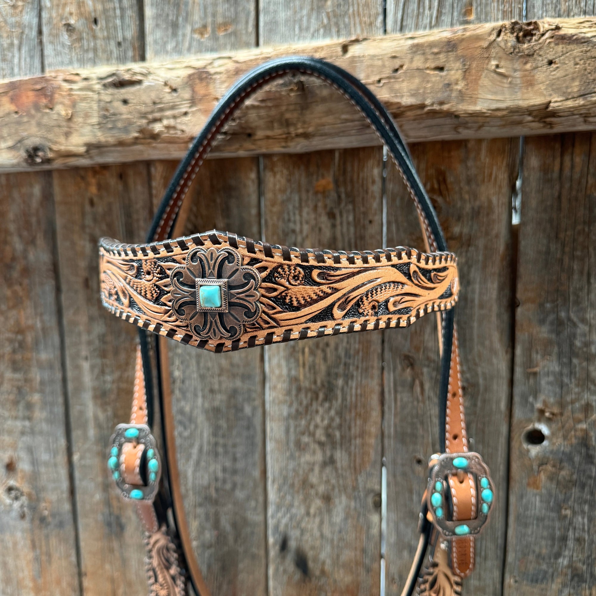 Light Oil Floral Whipstitch and Turquoise Browband/ One Ear Triangle / Gladiator Breastcollar Tack Set 