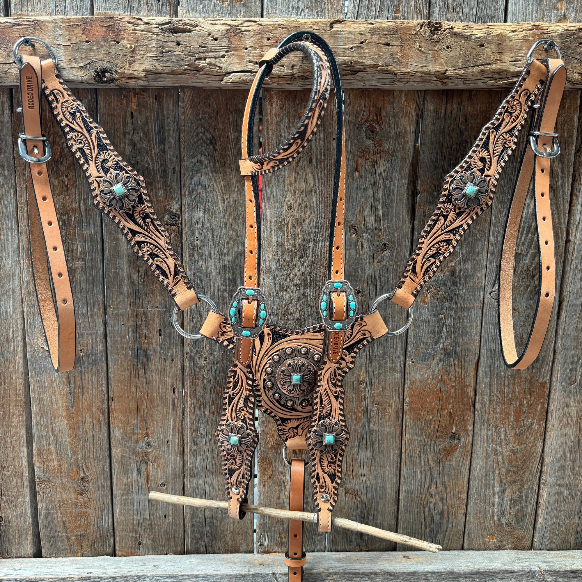 Light Oil Floral Whipstitch and Turquoise Browband/ One Ear Triangle / Gladiator Breastcollar Tack Set 