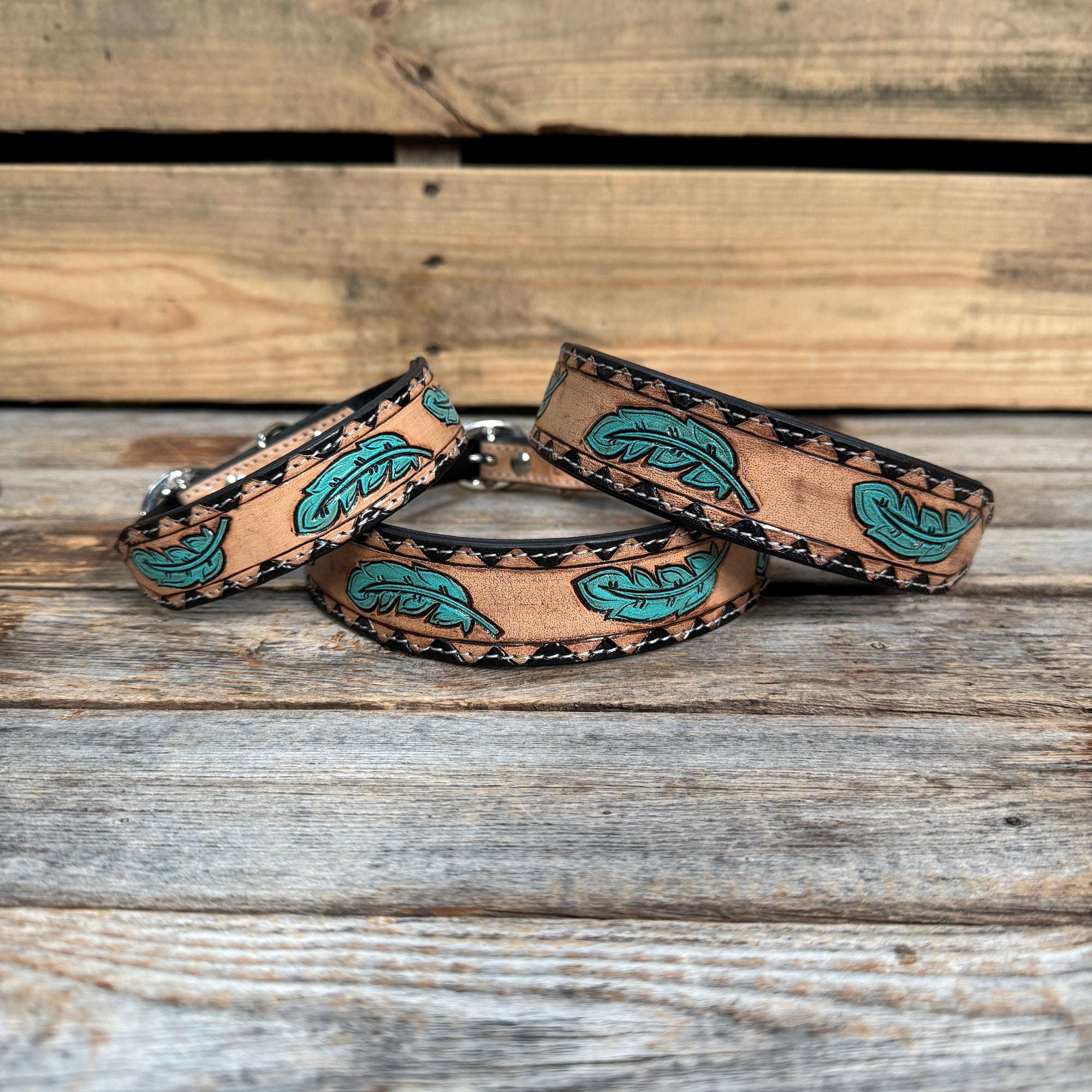 Turquoise Feather Padded Leather Dog Collar With Comfortable Padding And Adjustable Fit
