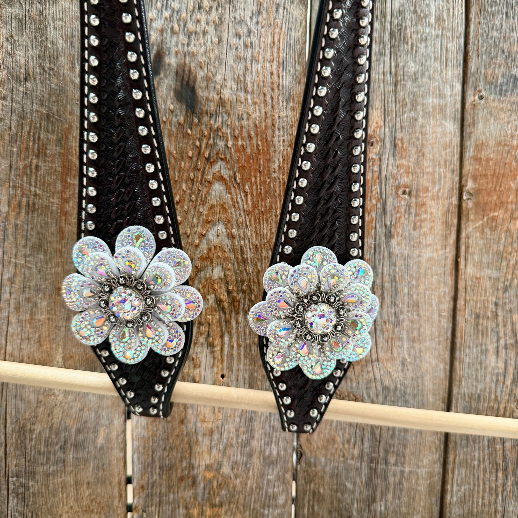 Dark Oil Basketweave with Silver Dots Rhinestone Flower One Ear Tack Set 