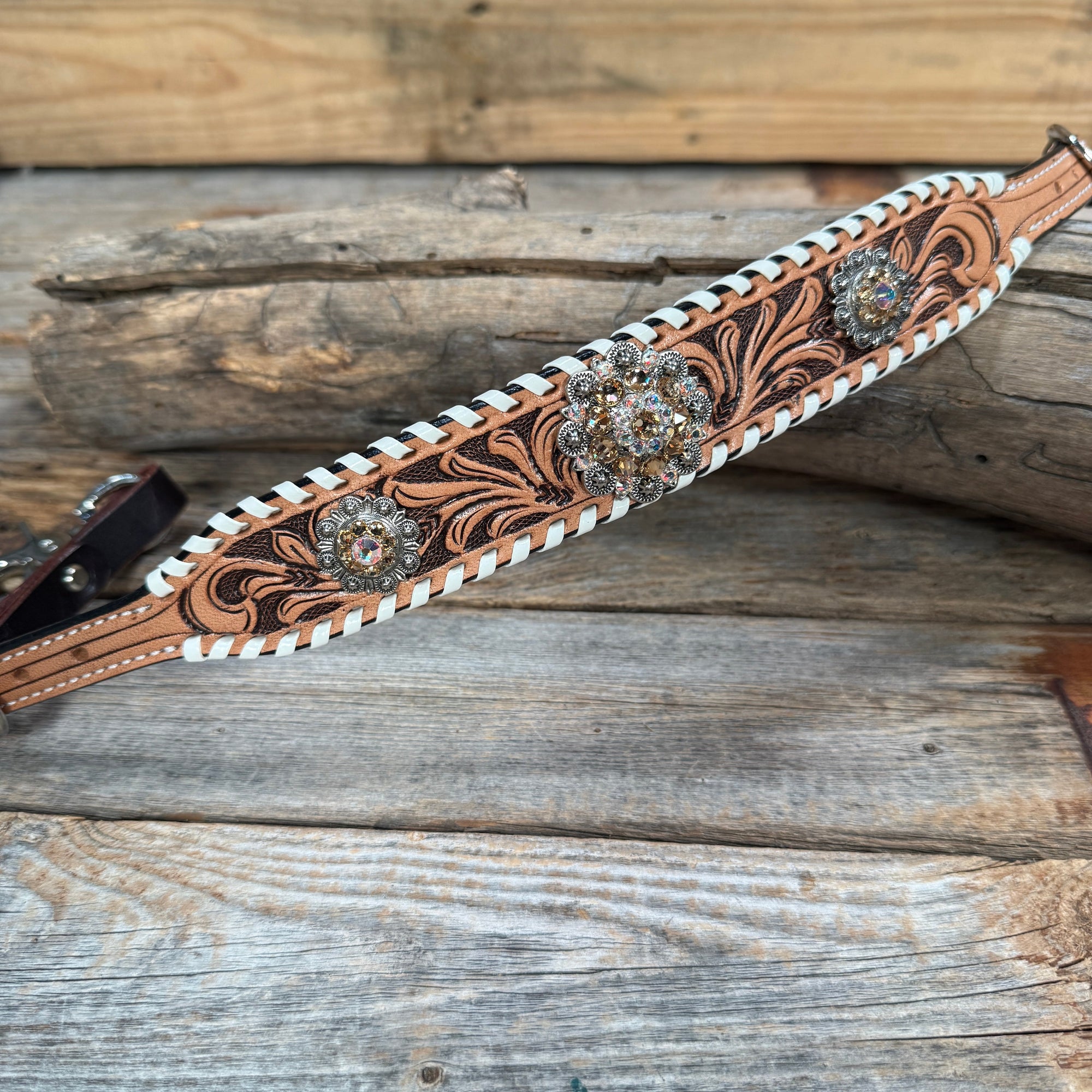 Light Oil Whipstitch Wither Strap 