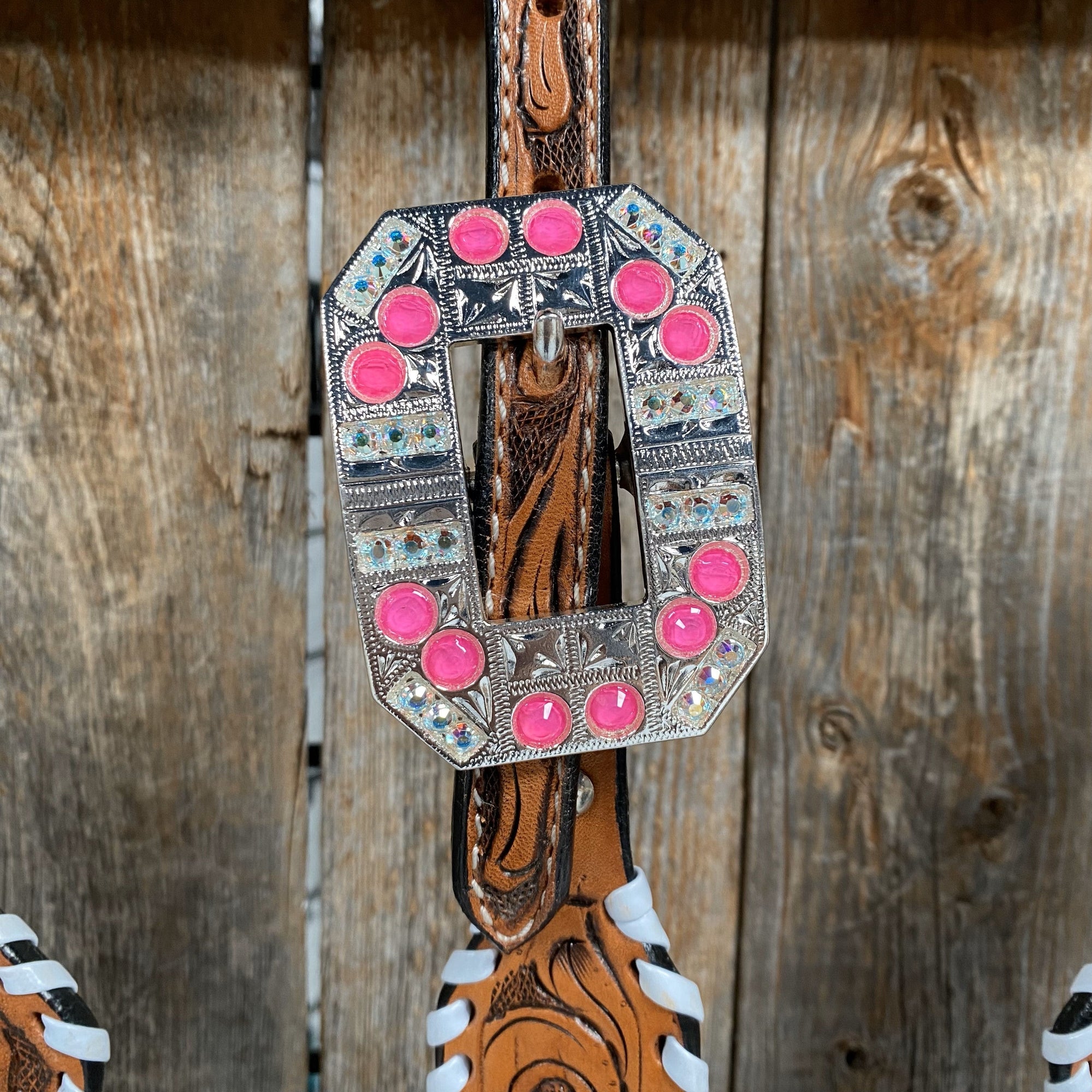 Light Oil Whipstitch Neon and White One Ear/ Breastcollar Tack Set 
